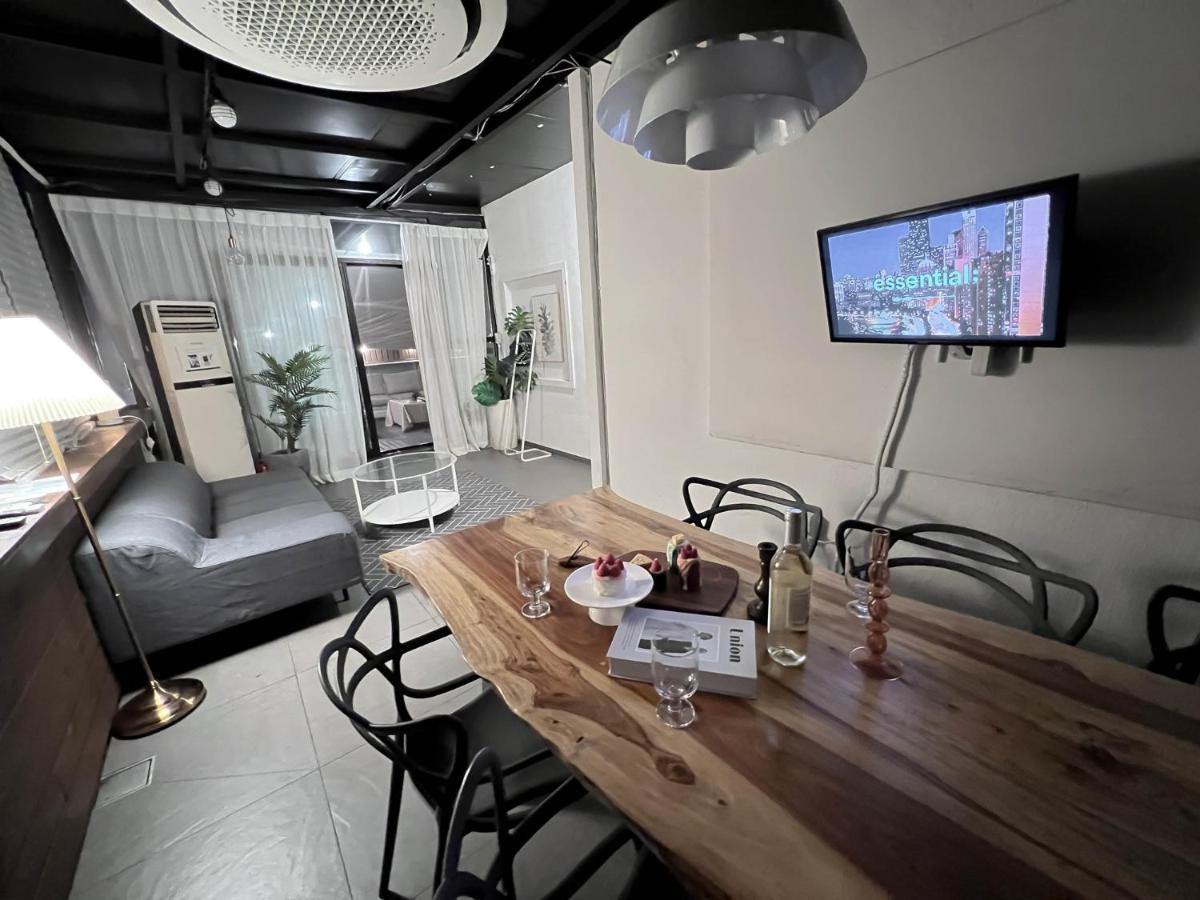 Dada Stay Hongdae Seoul Exterior photo